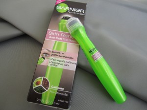 Garnier Skin Renew Anti Puff Eye Roller