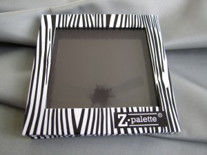 Small Zebra Z Palette