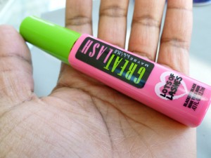 maybelline great lash lots of lashes mascara