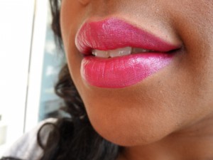 image of revlon fuchsia fusion lipstick