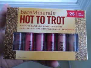 bare minerals hot to trot lip gloss set
