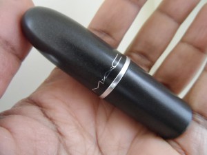 mac ruby woo lipstick