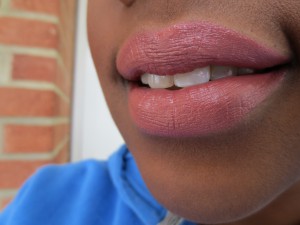 milani naturally chic lipstick